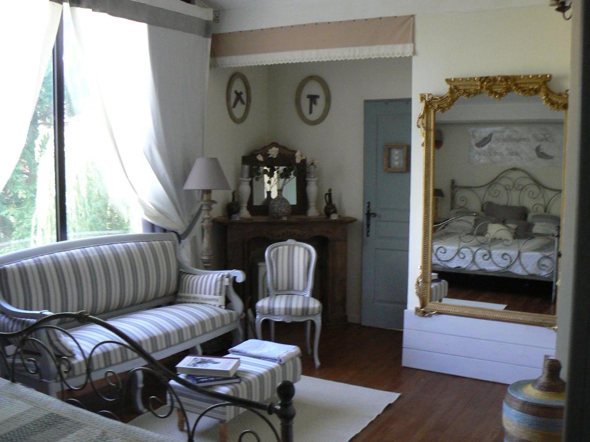 Bed and Breakfast La Caldamente Rieux-de-Pelleport Exteriér fotografie